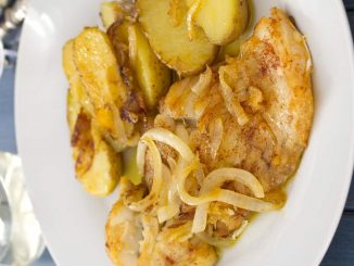 bacalao frito con cebolla caramelizada