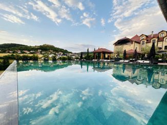 Nouveau Le Klauss Beach club et son restaurant Paillotte