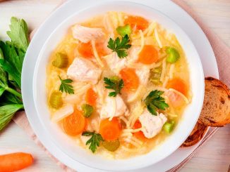 plato de sopa de picadillo