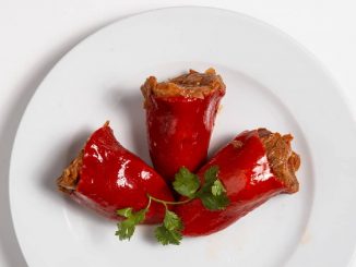 pimientos de piquillo rellenos de carne