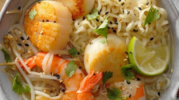 Easy Shrimp and Scallops Ramen Soup