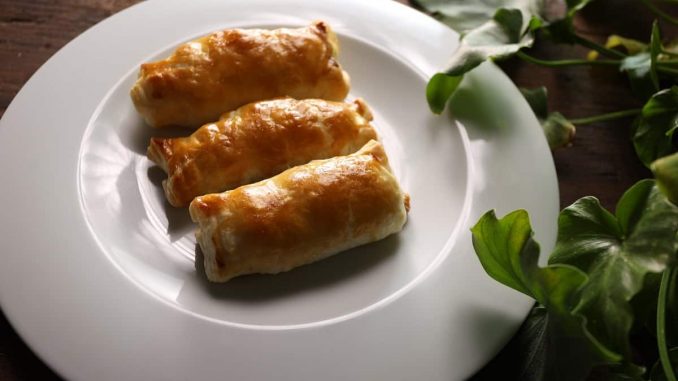 Napolitana de frutas con crema pastelera