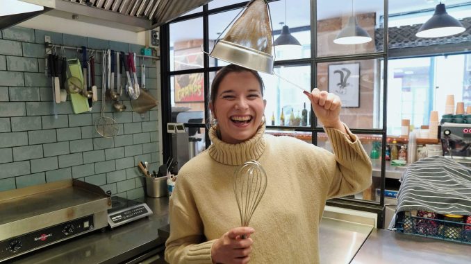 L'été des chefs. Pour Sarah Mainguy, cheffe à Nantes : "La cuisine est une forme d'artisanat et d'art"