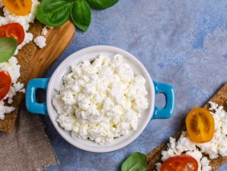 Ce chef italien vous explique comment faire une ricotta maison en 15 min !