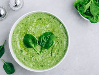 Gaspacho vert, salade de pastèque et brocciu : la recette de Cyril Lignac dans Tous en cuisine