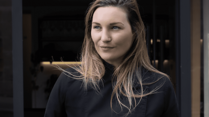 
L'été des chefs. À Nantes, Lucie Berthier-Gembara défend les produits de sa région : "On a un vivier de jeunes producteurs qui ont envie de faire bouger les lignes"
