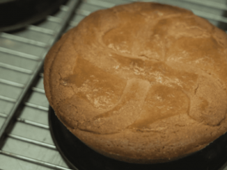 Gastronomie : à la découverte du gâteau basque, une pâtisserie culte
Jeudi 17 août, le 19/20 vous emmène à la découverte du gâteau basque, un dessert traditionnel composé d’une croûte sablée croquante et d’un forage crémeux.