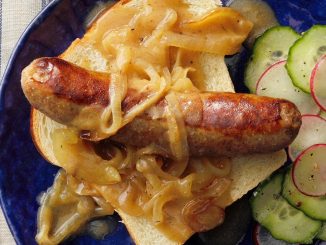 Air-Fryer Brats with Beer Gravy