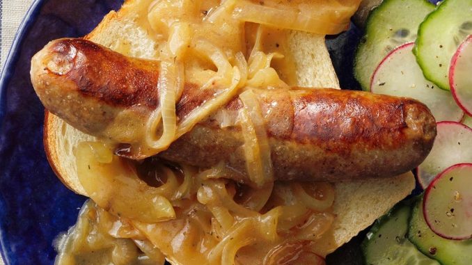 Air-Fryer Brats with Beer Gravy