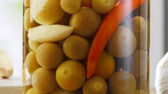 Pickled Green Tomatoes