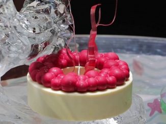Coupe du monde de pâtisserie : les Britanniques veulent ramener le trophée à la maison
Alors que la Coupe du monde de pâtisserie se tient à Lyon du 20 au 21 janvier, les Britanniques, aidés par des maîtres français, comptent bien l'emporter.