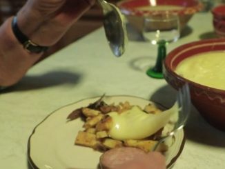 Fromage : la cancoillotte, une spécialité méconnue de la Franche-Comté
La cancoillotte est un fromage méconnu de la Franche-Comté. Pourtant, il s'agit de l'un des fromages les plus légers qui existent. Le 19/20 revient sur sa fabrication, mardi 3 janvier.