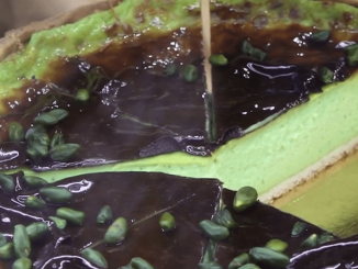 Gastronomie : le flan a la cote
Le flan revient en force. La recette, qui remonte au XIIIe siècle dans la région d’Amiens, est simple et gourmande. L’aliment est aussi devenu un dessert chic.