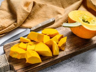 Comment éplucher un potimarron sans effort, avec la technique magique du micro-ondes