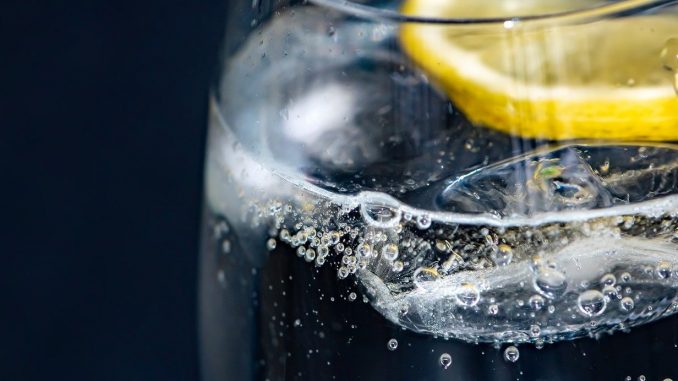 Qu’est-ce que de l’eau « cordiale », d’argent, d’or, ou divine ?