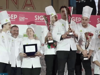 Pâtisserie : la Vosgienne Lona Voirin sacrée vice-championne du monde
Le 12/13 du samedi 11 mars part à la rencontre de la vice-championne du monde de pâtisserie junior. Originaire de Vagney, dans les Vosges, Lona Voirin s’est distinguée par ses sculptures en sucre d'une extrême finesse.