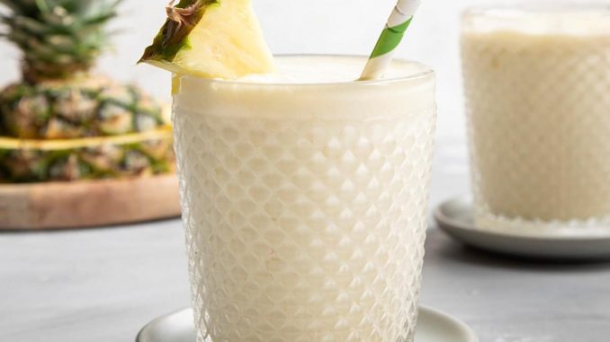 Frozen Pineapple Smoothies