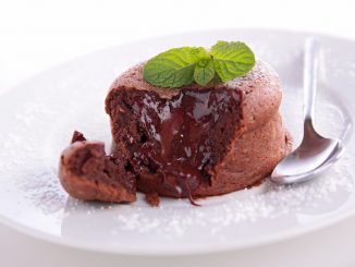 Le mi-cuit chocolat noisette de Cyril Lignac : sa recette inratable ne nécessite que peu d