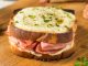 Croque-monsieur à la raclette - cette recette de Chef pourrait devenir votre péché mignon cet hiver