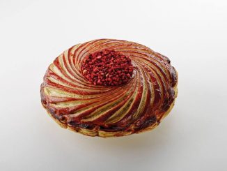 Galette des rois à la frangipane pistache, chocolat et framboise