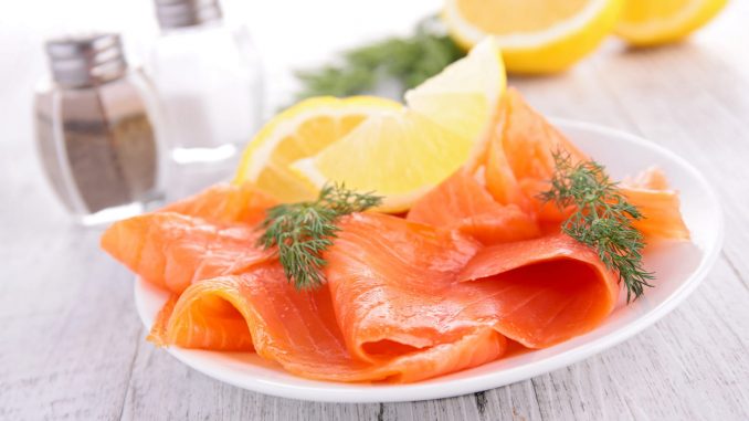 Un reste de saumon fumé au frigo ? Voici ce qu