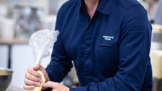 
Tables de chefs. Christophe Felder, pâtissier : "Préparer de la pâtisserie amène beaucoup de tranquillité, on oublie tout pendant une heure ou deux"
