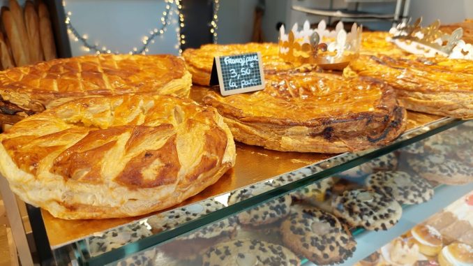 
"Galette", star des boulangeries bien après la date de l'Épiphanie

