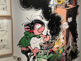 "Croquez !" : à Angoulême, une exposition retrace l'histoire de la gastronomie dans la BD
Installé à la Cité de la BD pour toute l'année 2024, cet événement passionnant revient sur plus de soixante ans de nourriture à travers les planches de bande dessinée, en France et à l'étranger, des banquets d'Astérix aux récents romans graphiques réalisés auprès de chefs défenseurs d'une nouvelle cuisine.