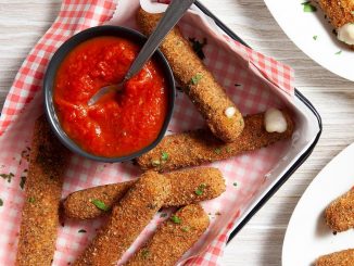 Air-Fryer Mozzarella Sticks