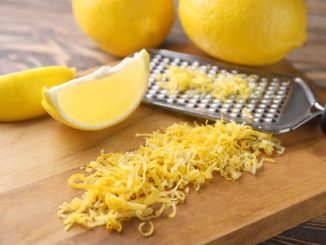 L'erreur que l'on fait tous quand on zeste un citron - il existe une méthode bien plus simple