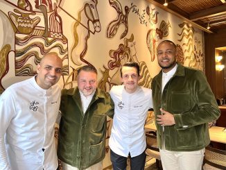 Chez OKA à Paris, Raphael Régo est à la maison