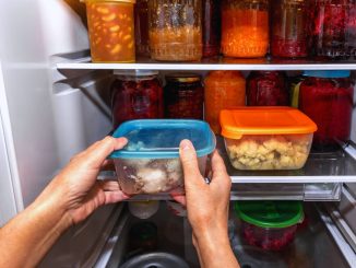 Combien de temps faut-il laisser un plat refroidir avant de le mettre au réfrigérateur ? Il y a un délai à respecter