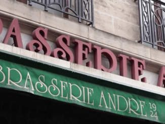 Gastronomie : la "Brasserie André", une institution lilloise qui fête ses 100 ans
Fondée il y a 100 ans rue de Béthune à Lille, dans le Nord, la "Brasserie André" est une institution de la ville. On y sert notamment le welsh, un plat typique de la région. Depuis 1924, rien n'y a vraiment changé.