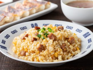 Voici comment préparer un vrai riz cantonais - la recette de la chef d'un restaurant chinois