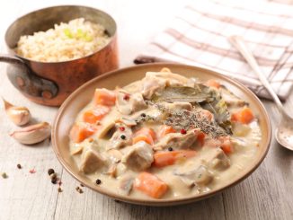 Blanquette de veau : la technique de chef pour obtenir une sauce onctueuse et sans grumeaux