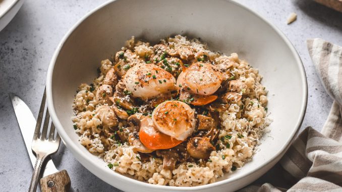 Risotto de boulgour aux noix de coquilles Saint-Jacques