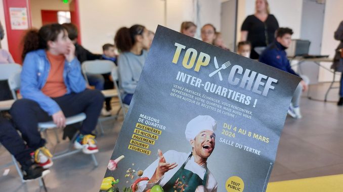 Reportage
"La cuisine, c'est un langage universel" : en Mayenne, plusieurs maisons de quartier organisent un concours "Top Chef"
Pour favoriser le vivre ensemble, mélanger les âges et les cultures, plusieurs maisons de quartier de Laval ont organisé un "Top Chef inter-quartiers".