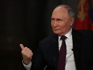 PODCAST. Un score "poutinien" en Russie, "le violeur de Tinder" et record du monde de raclette: ça dit quoi ce 18 mars ?