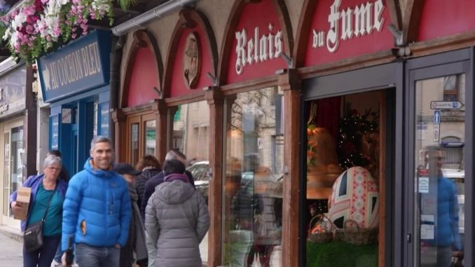 Commerces : à la découverte de la charcuterie Javaux dans le Jura
Le JT de 13 heures de France 2 vous propose de découvrir l’histoire de commerces emblématiques. Ce lundi 1er avril, direction le Jura à la découverte d’une charcuterie bientôt centenaire.