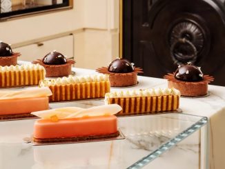 Matthieu Carlin signé les créations sucrées de Butterfly au Crillon Paris