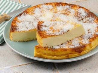 Le flan coco facile de Laurent Mariotte : sa recette ultra-gourmande pour voyager en Martinique