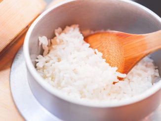 Vous avez cuit trop de riz ? Voici comment transformer ces restes pour l