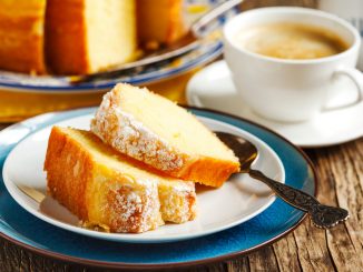 Gâteau au yaourt : le truc infaillible de Julie Andrieu pour qu'il soit encore meilleur