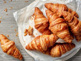 Vos croissants ont séché ? Voici la recette gourmande pour les recycler en 15 minutes – et c