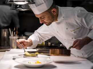 Le chef Francisco Merino ouvre F à Paris