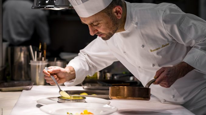 Le chef Francisco Merino ouvre F à Paris