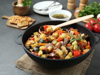 La meilleure recette de ratatouille : "Excellente, en cuisant les légumes de cette manière, c'est tout de suite plus savoureux"