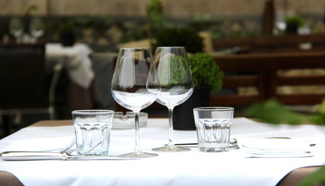 La nappe ? C’était une serviette