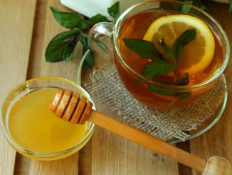 Grog au miel : pour profiter de ses bienfaits, il faut le préparer dans le bon ordre selon un apiculteur