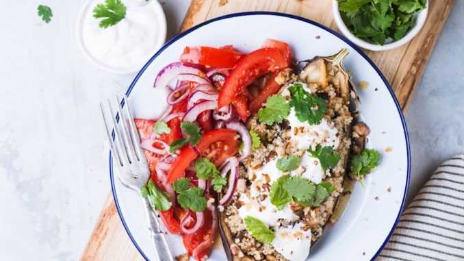 sliced tomatoes with ground pork